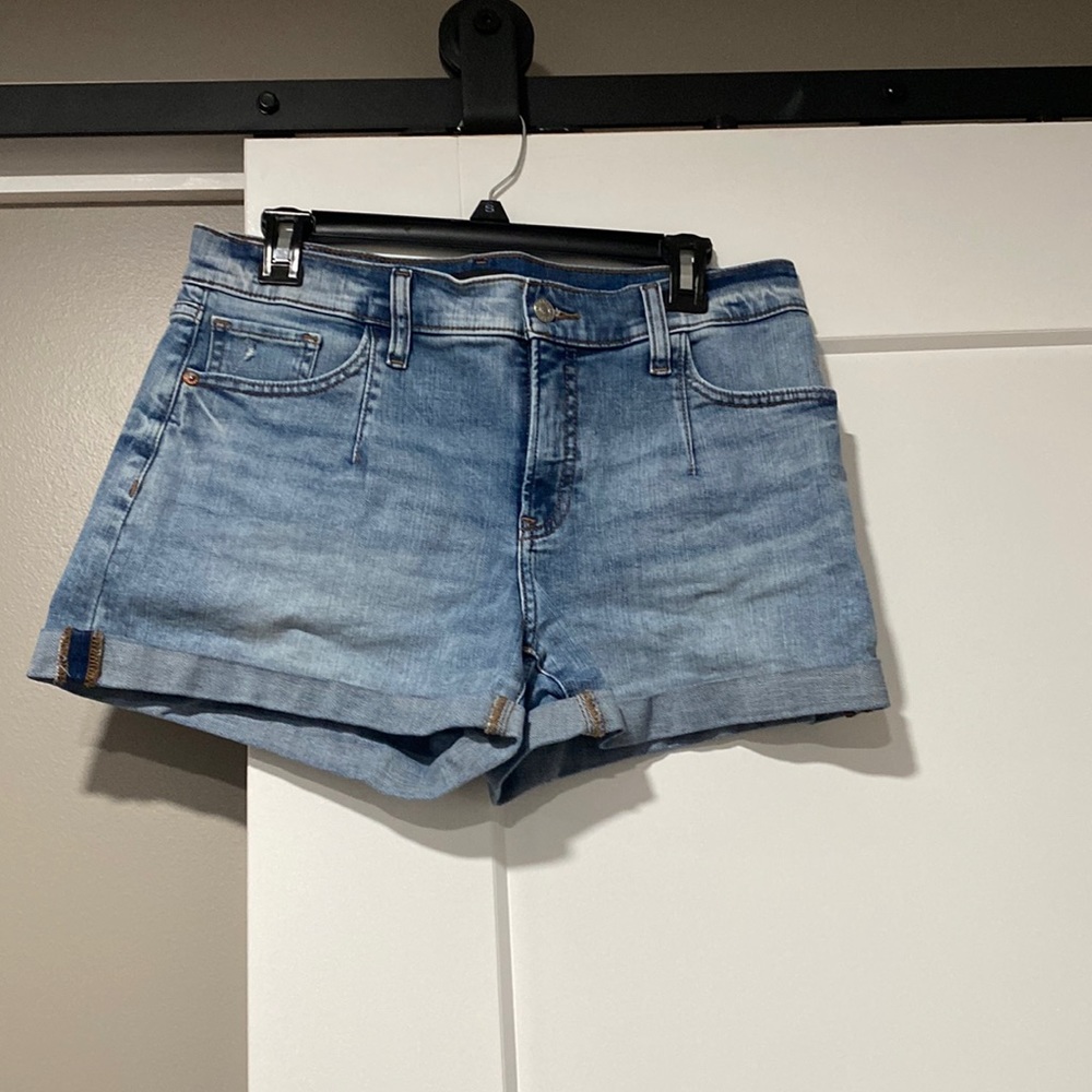 Express shorts women’s shorts size 8